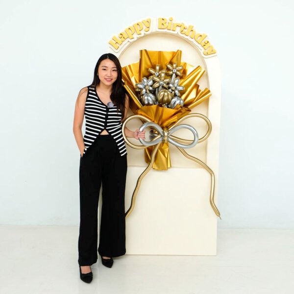Arch Panel Bouquet - Image 2